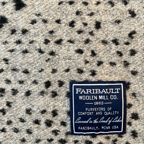 Faribault Brooklyn Vintage Map Wool Throw - Picture 3 of 5